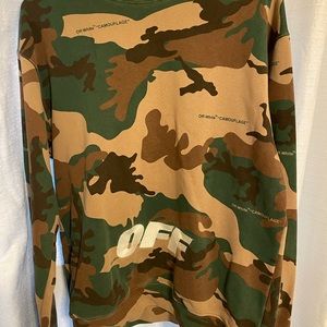 Off White crewneck designed by Virgil Abloh. Size large camo off white sweater